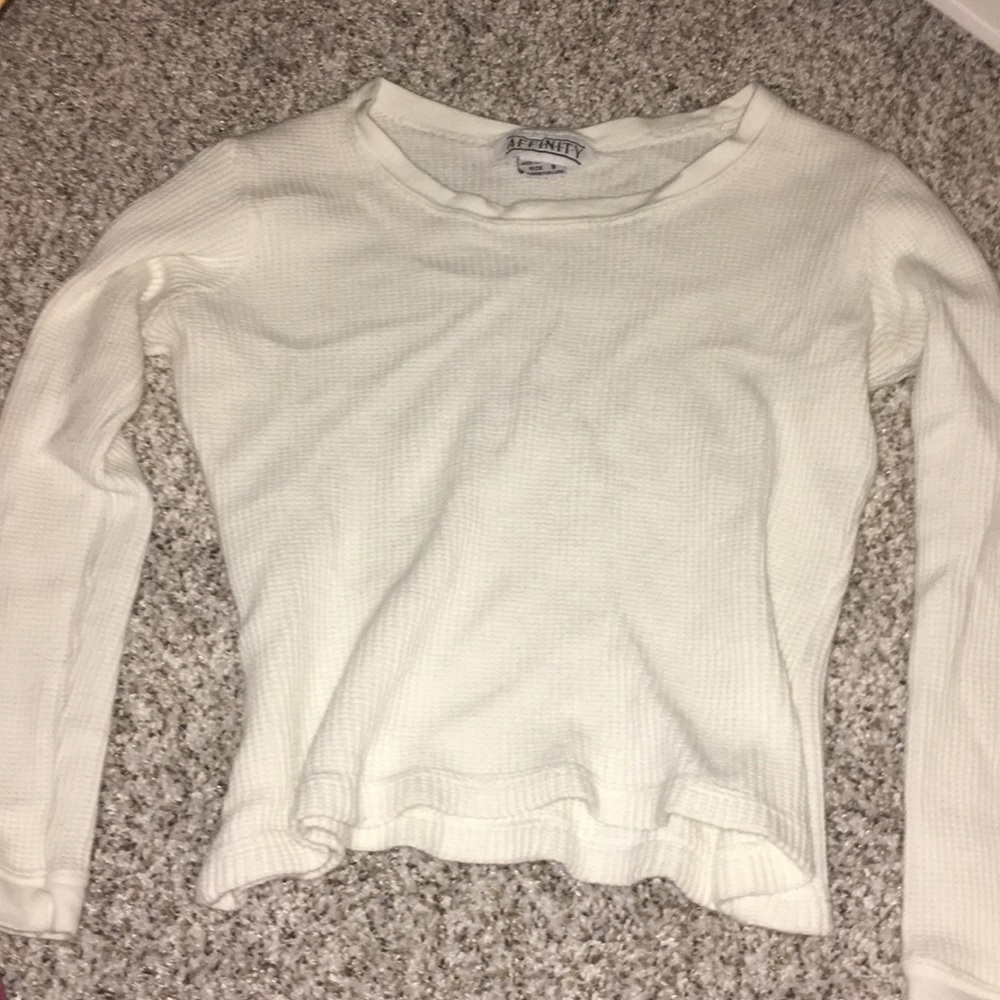 white cropped shirt brandy melville